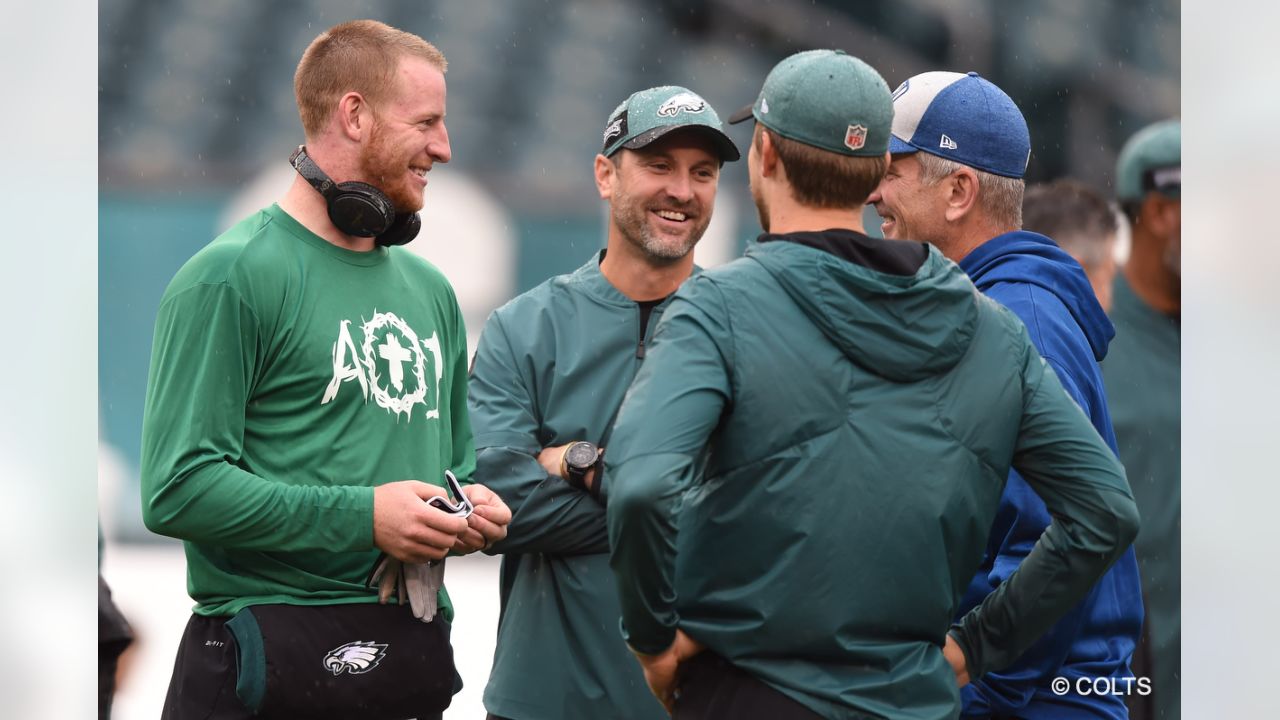 Colts coach Frank Reich sticks his neck out for Carson Wentz