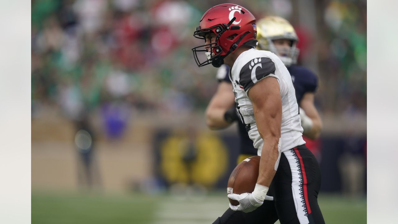 UC wide receiver Alec Pierce picked in second round by the Indianapolis  Colts, April 29, 2022 