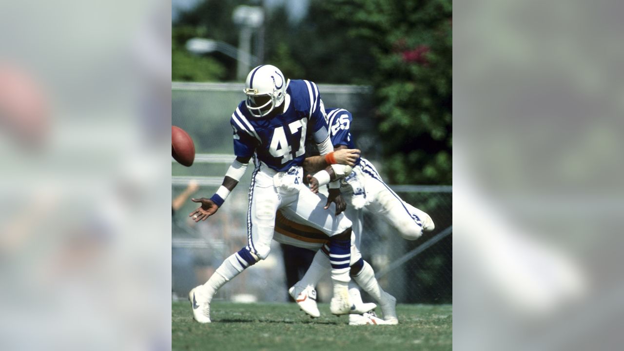 Transformation Tuesday - The History of the Colts Uniform 1953-2016