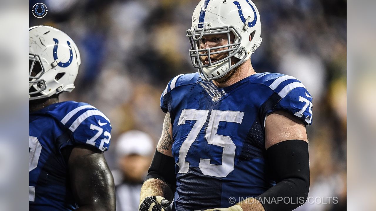 NFL free agent Jack Mewhort to re-sign with the Indianapolis Colts.