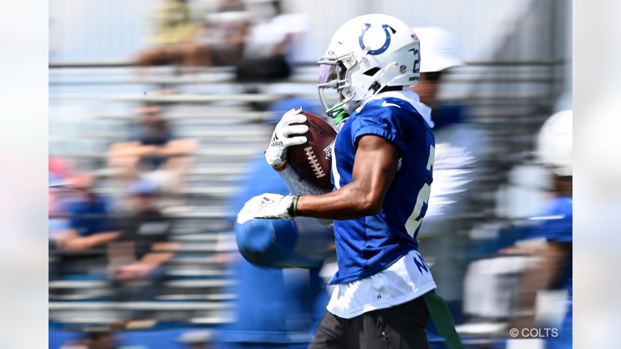 Colts Notebook: Ventrone discusses difficulty of life without Sanchez, Colts