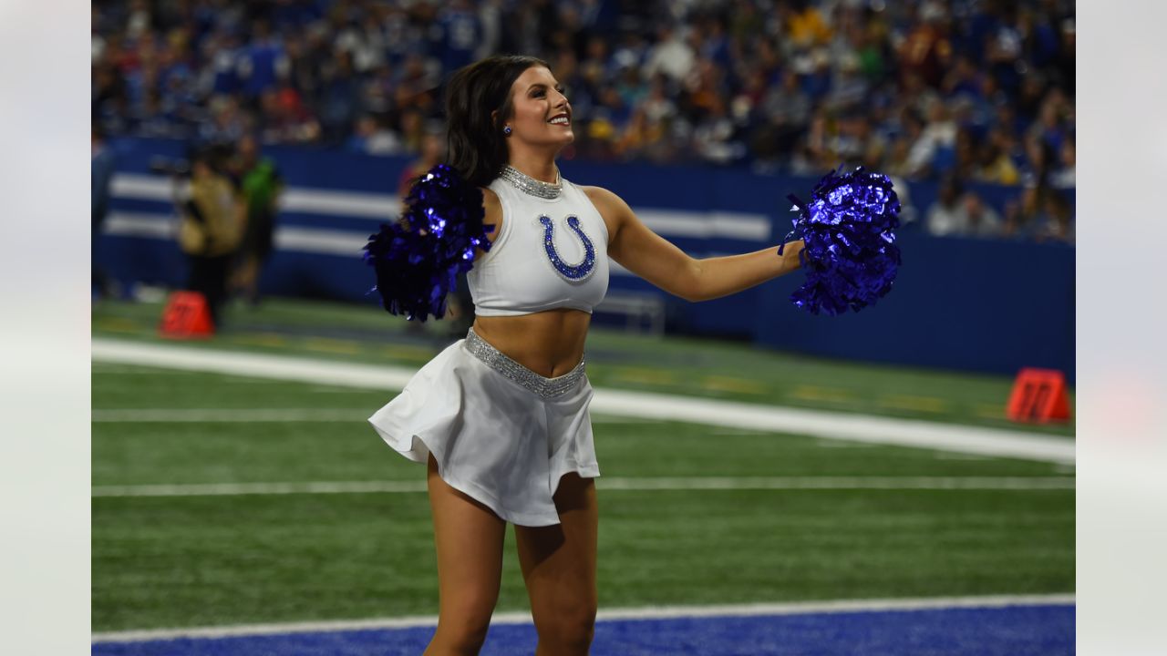 Cheer Highlights: Colts vs. Commanders