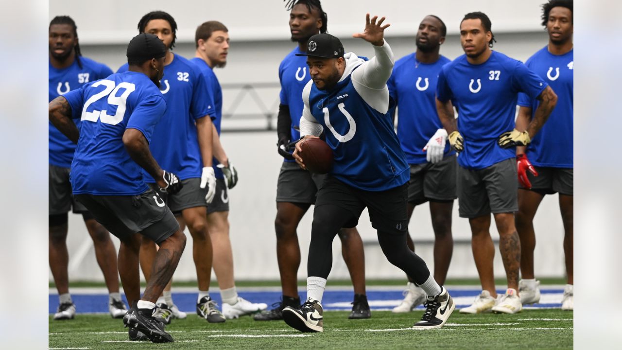 Indianapolis Colts host 41 draft prospects at local pro day