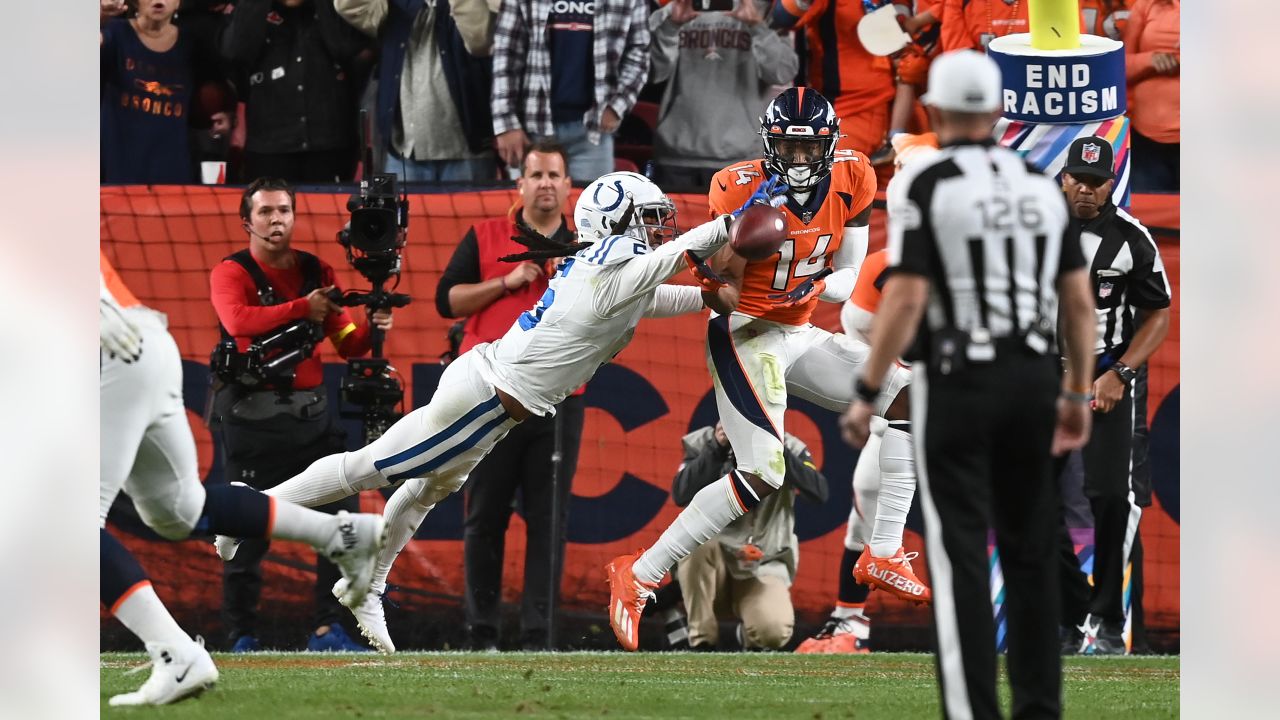 Did Cowboys stars recruit Stephon Gilmore after beatdown of Colts in 2022?