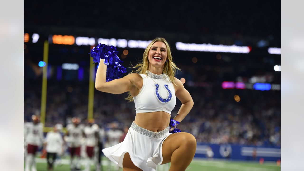 Cheer Highlights: Colts vs. Commanders