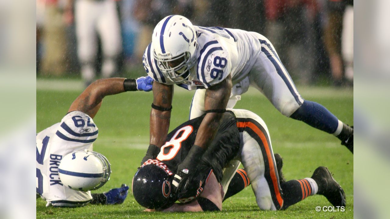 Colts Robert Mathis Awarded Deacon Jones sack award, loses out on