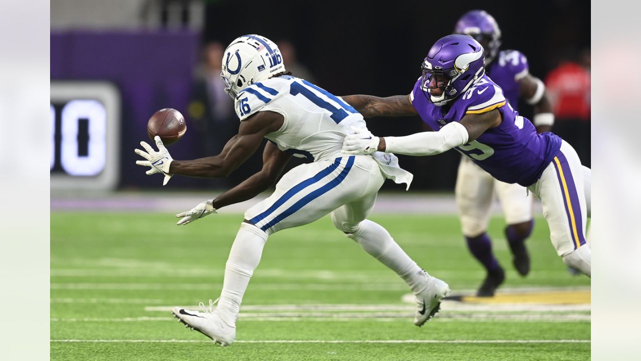 Ashton Dulin aims for 'next level' after re-upping with Colts in