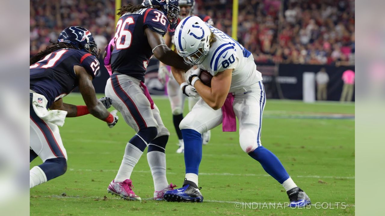 Colts TE Coby Fleener fakes dunk over crossbar after TD 