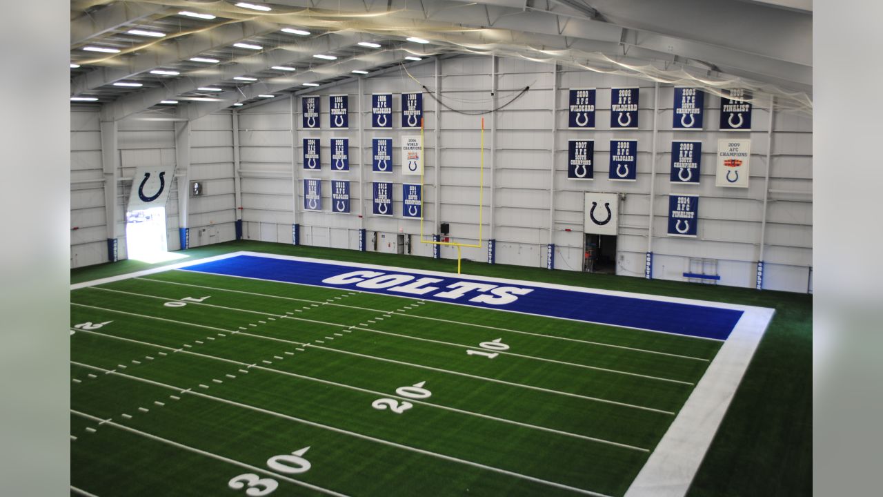 Indianapolis Colts - Lucas Oil Stadium - Motz