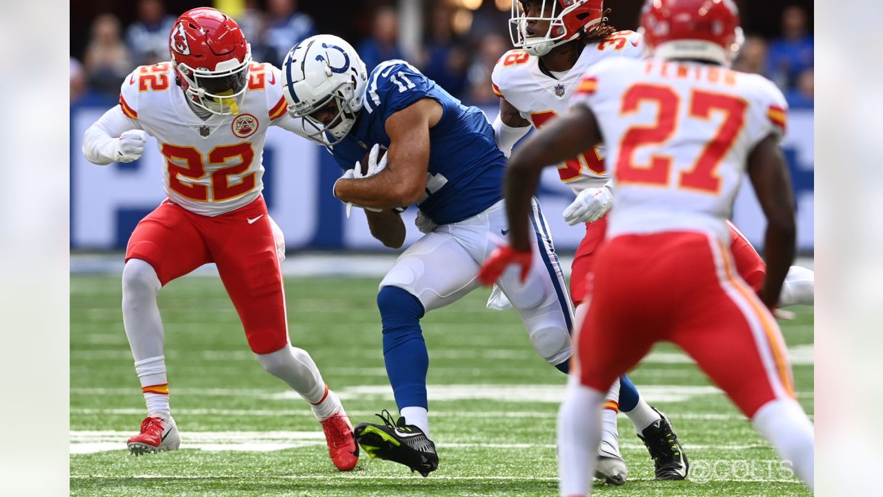 Photo Gallery: Chiefs vs. Colts Game Action