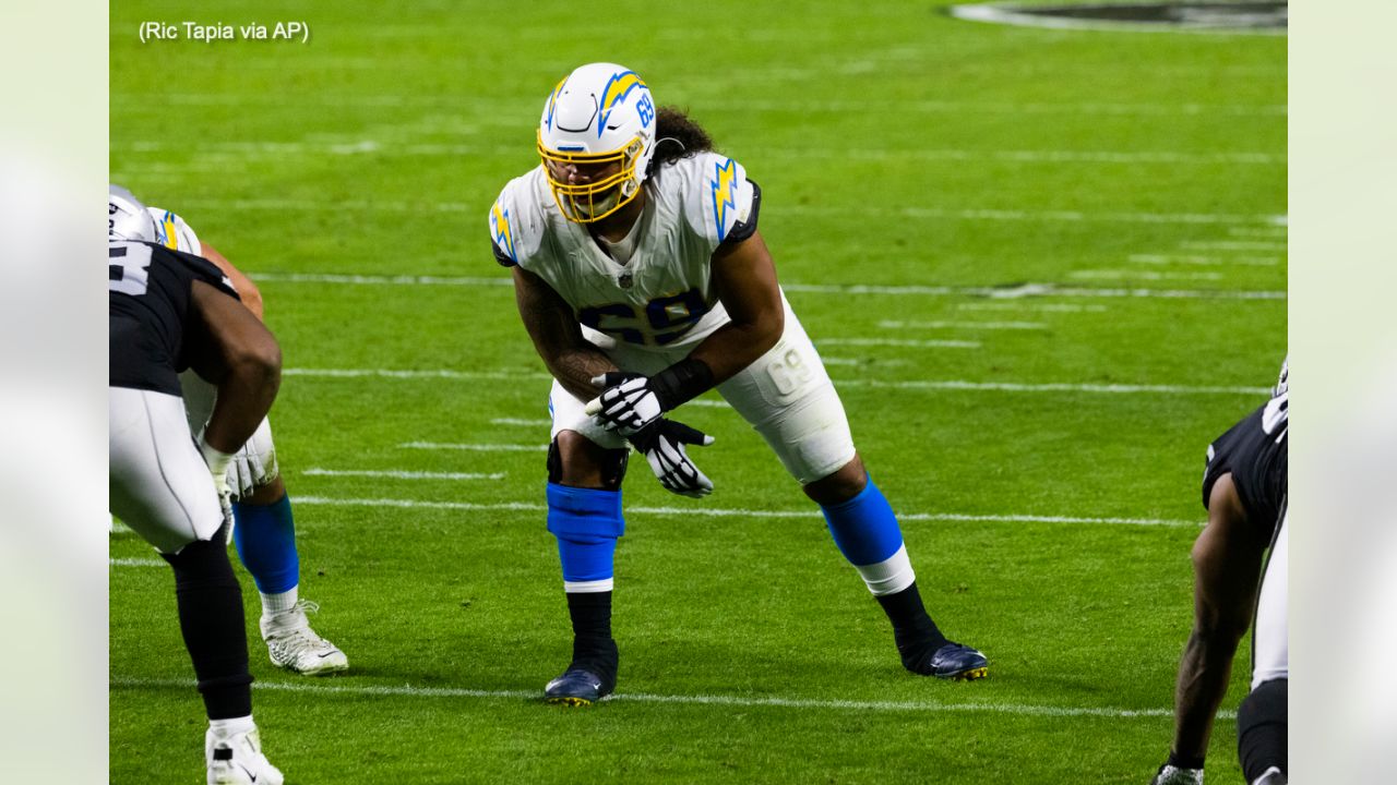 Sam Tevi 'in the driver's seat' for the Chargers' starting left tackle job  - The San Diego Union-Tribune