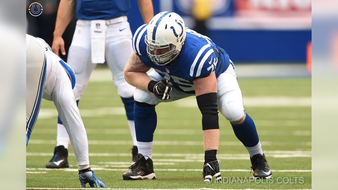 NFL free agent Jack Mewhort to re-sign with the Indianapolis Colts.