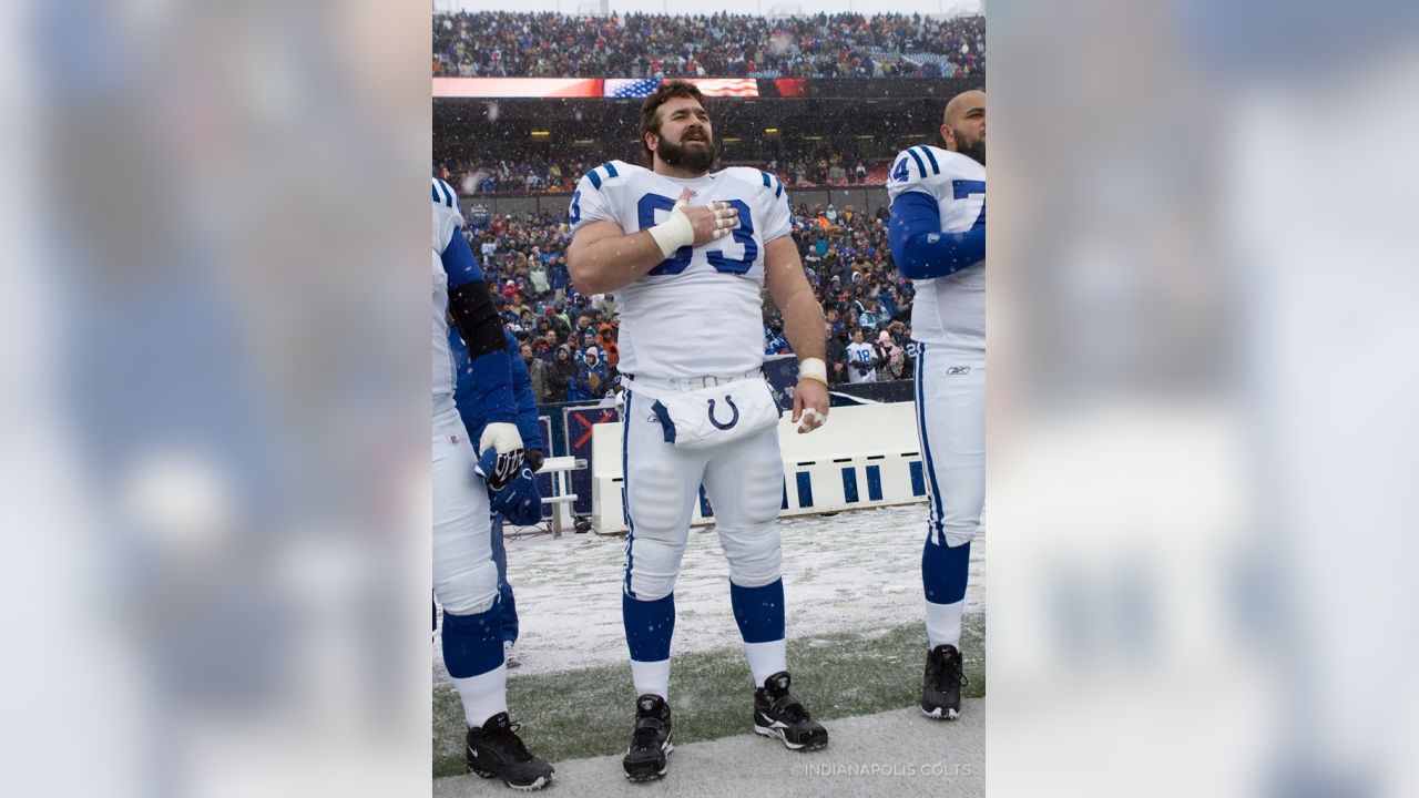 Jeff Saturday: From pumping gas to the Colts Ring of Honor