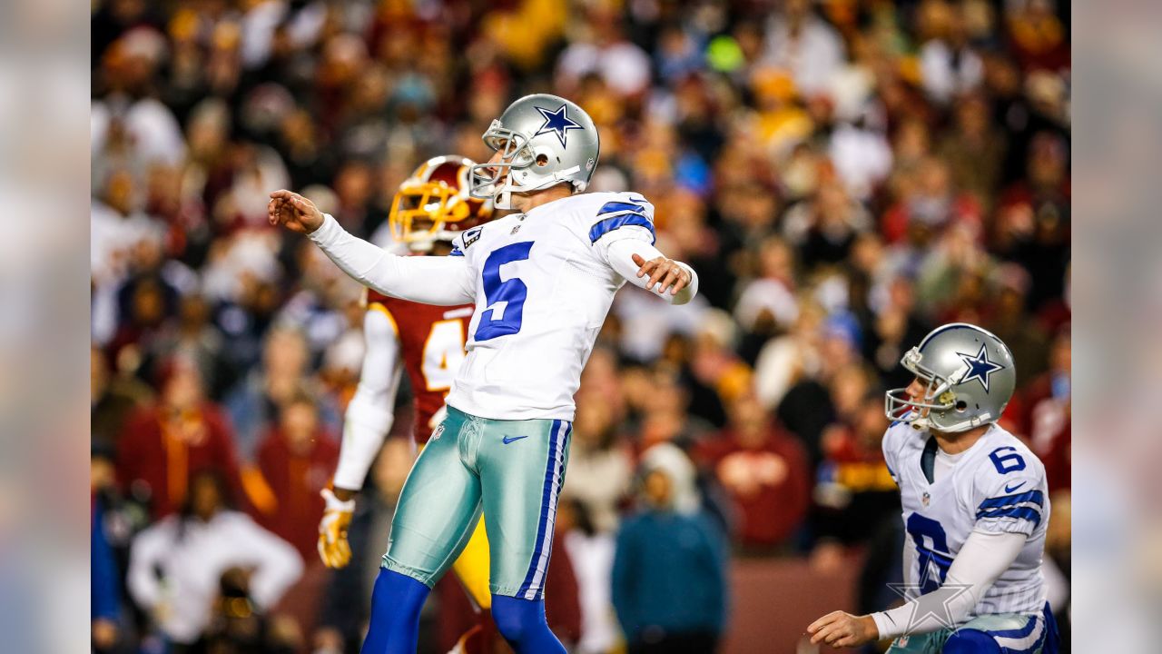 January 04, 2015: Dallas Cowboys kicker Dan Bailey #5 during an NFL Wild  Card Playoff football game between the Detroit Lions and the Dallas Cowboys  at AT&T Stadium in Arlington, TX Dallas