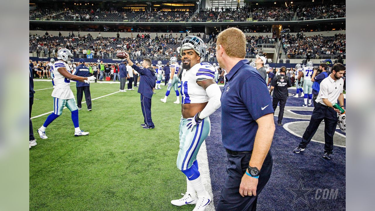 A fan waves a Dallas Cowboys flag before a preseason NFL football game  between the Seattle Seahawks and the Cowboys, Saturday, Aug. 19, 2023, in  Seattle. (AP Photo/Lindsey Wasson Stock Photo - Alamy