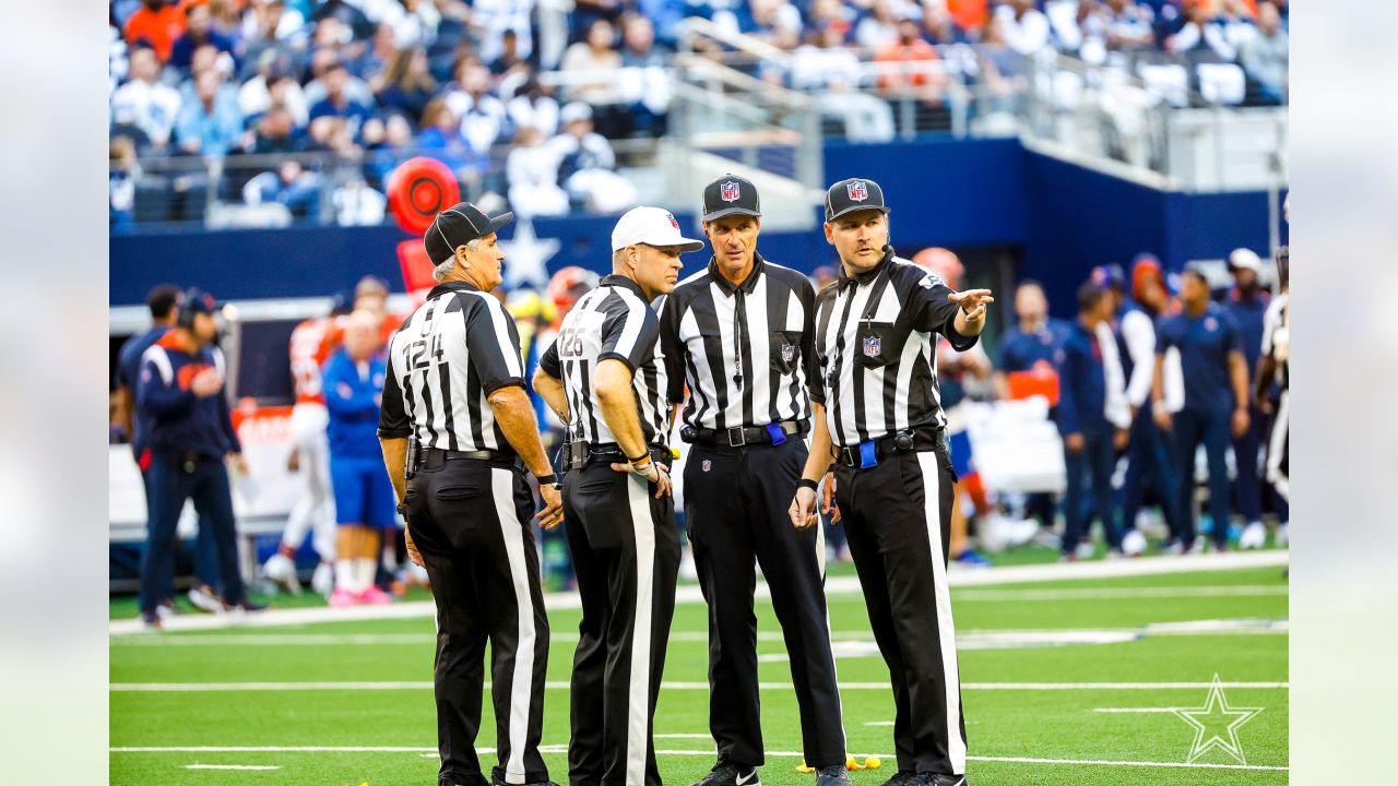 Photo: Dallas Cowboys vs Chicago Bears in Arlington, Texas - DAL20121001036  