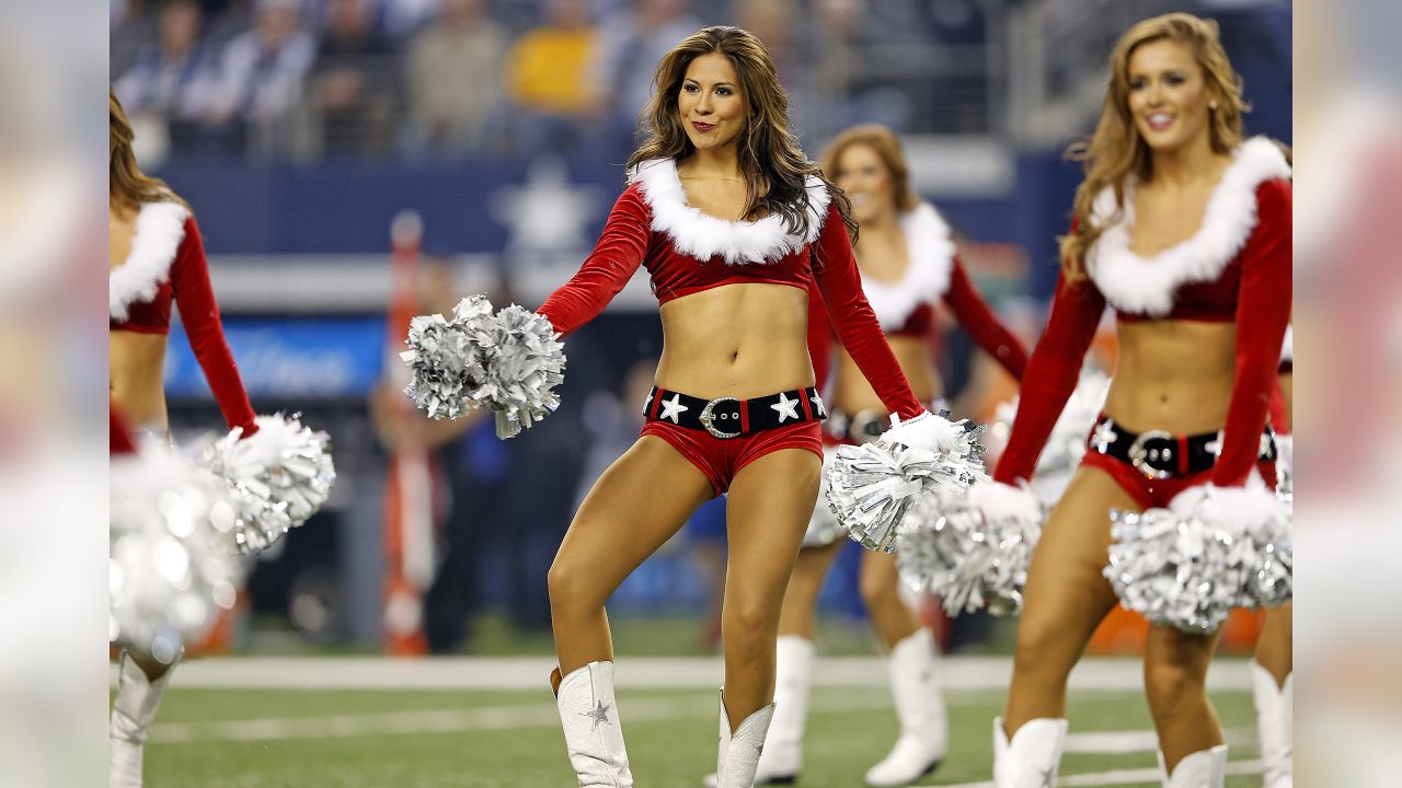 Dallas Cowboys Cheerleaders: Christmas Edition! – Pro Sports Extra