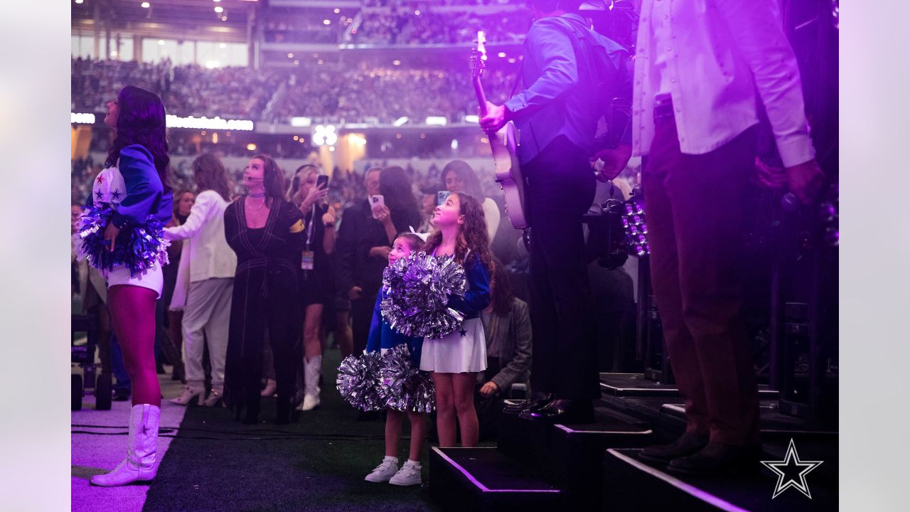 Dallas Cowboys and Jonas Brothers Kick Off Salvation Army Red