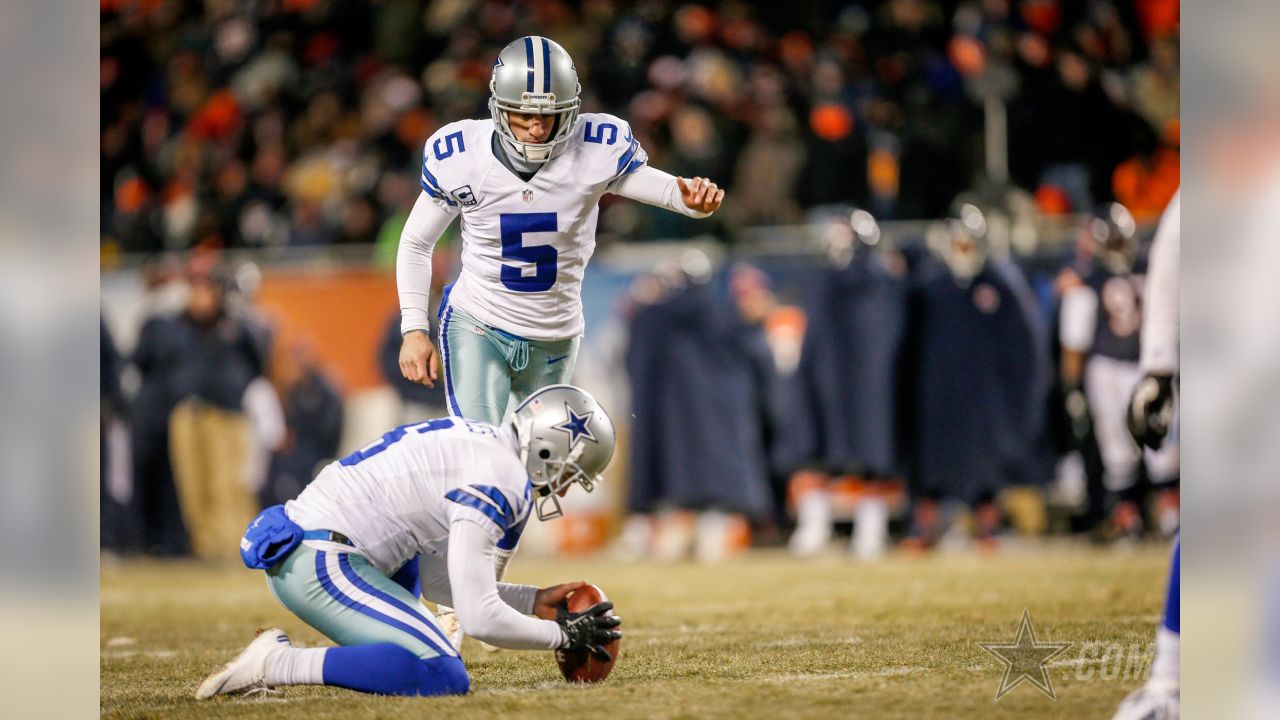 Dallas Cowboys punter Chris Jones (6) and kicker Dan Bailey (5