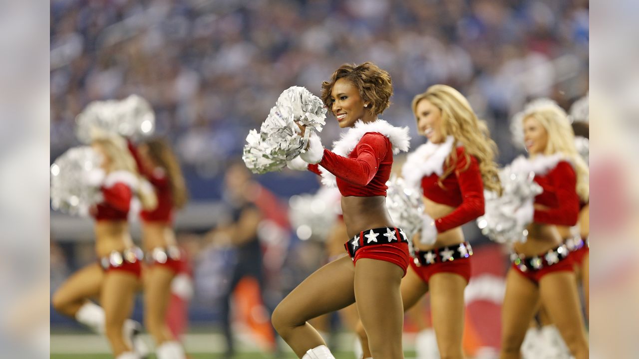 Dallas Cowboys Cheerleaders - Waking up on Christmas Eve as the NFC East  champs like