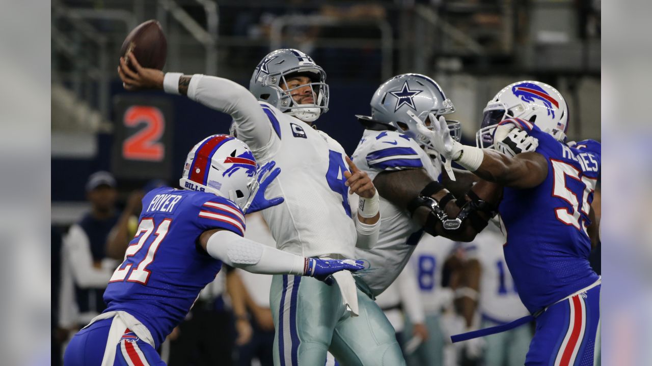 November 28th, 2019:.Buffalo Bills wide receiver Cole Beasley (10) catches  a pass for a touchdown during an NFL football game between the Buffalo Bills  and Dallas Cowboys at AT&T Stadium in Arlington