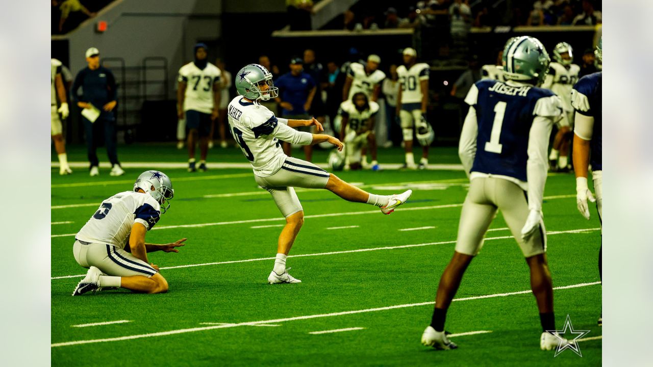 Best Buy: Game Time Dallas Cowboys Training Camp Watch NFL-TRC-DAL