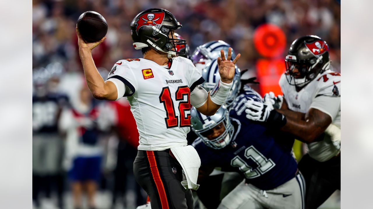 PHOTOS  Tampa Bay Buccaneers vs Dallas Cowboys, season opener