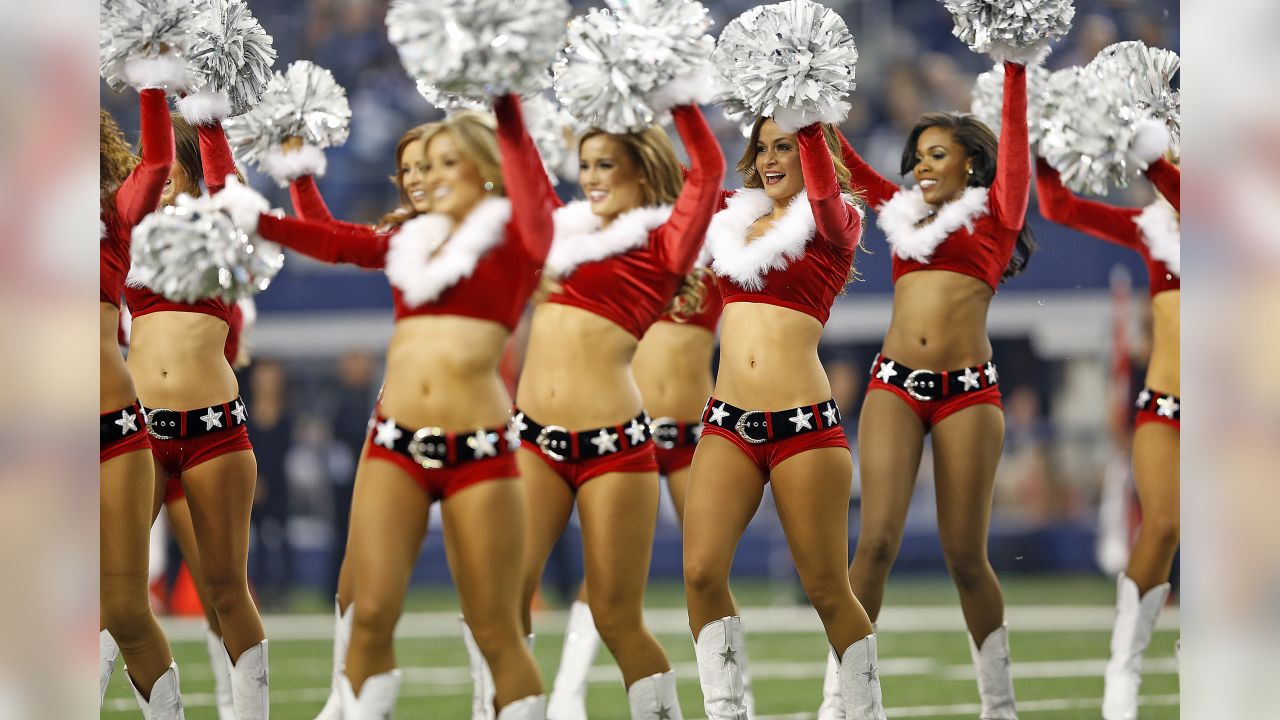 Dallas Cowboys Cheerleaders - Waking up on Christmas Eve as the