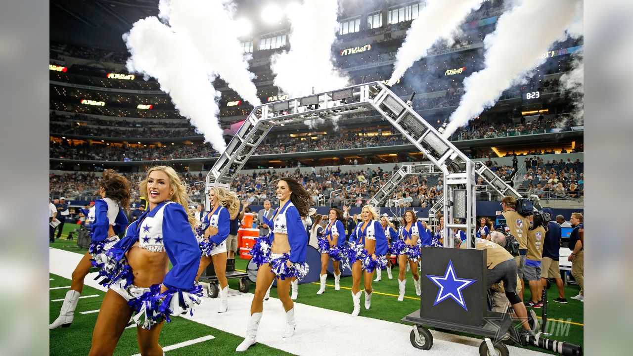 PHOTOS: Preseason Week 2 - Redskins Vs. Jets, Cheerleaders