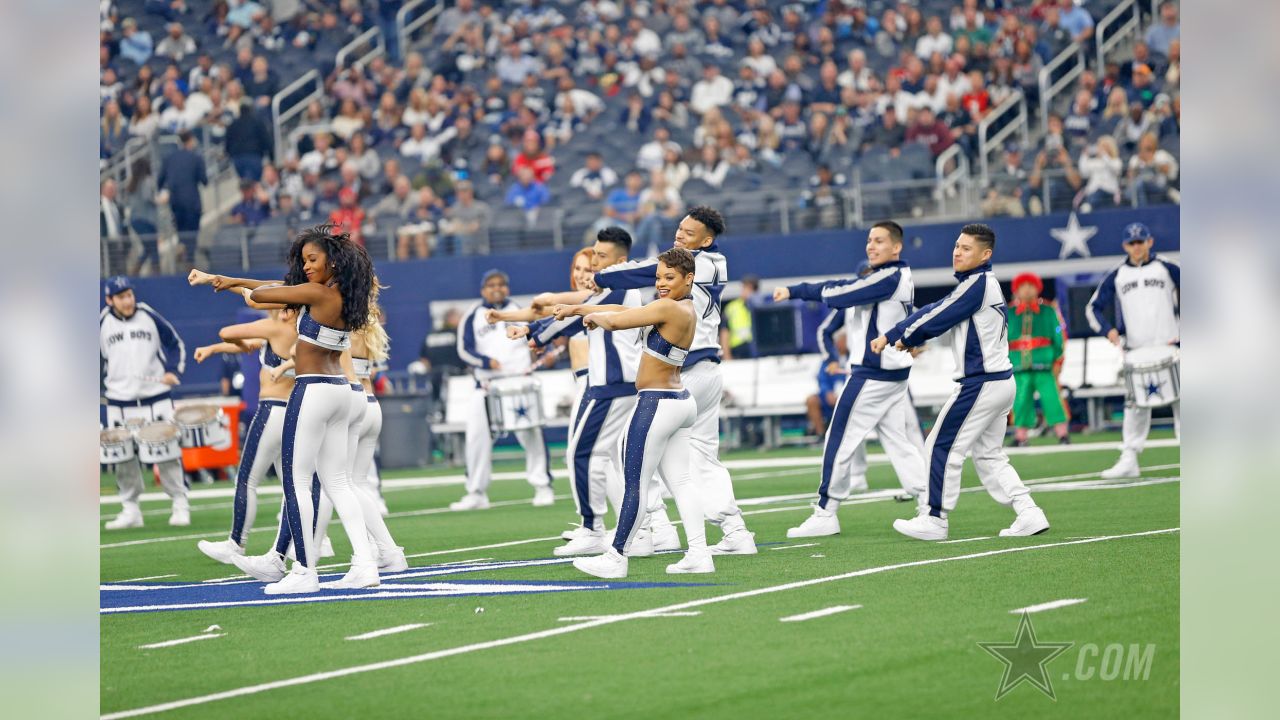 Blog: Inside Dallas Cowboys Rhythm & Blue's Epic Halftime Show at AT&T  Stadium