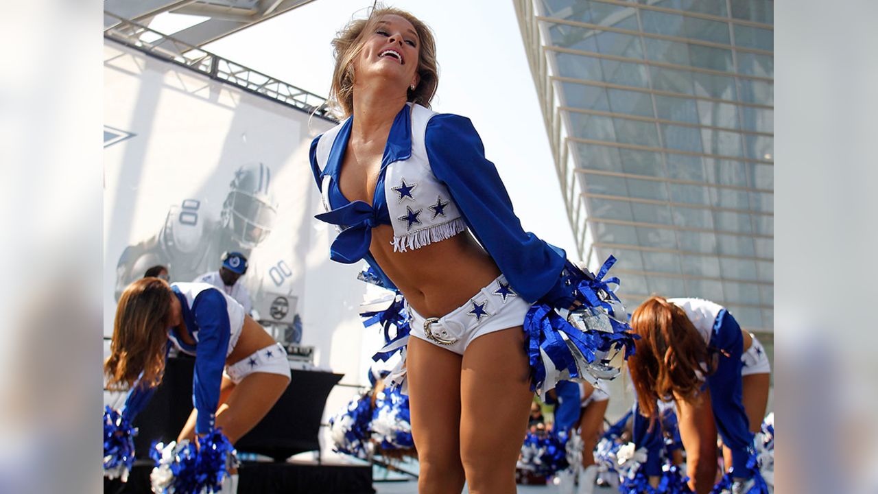 Dallas Cowboy Cheerleaders 2012 Calendar: Perfect Timing - Turner