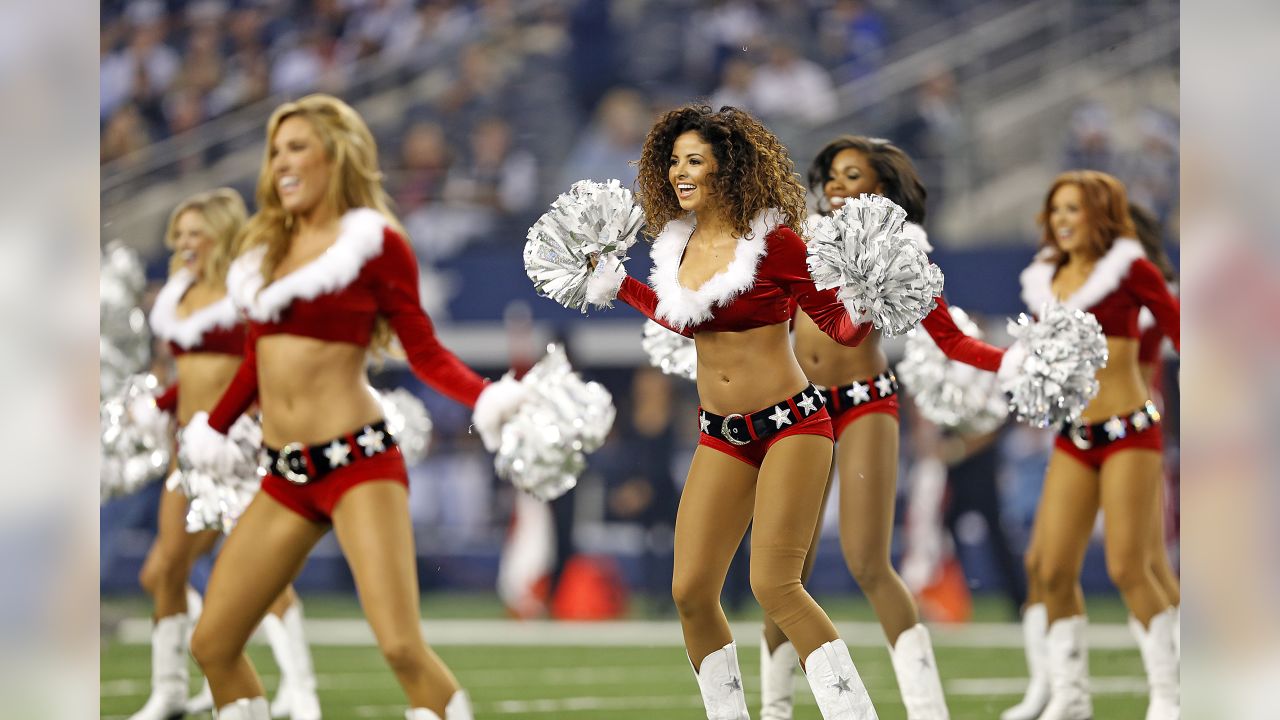 Dallas Cowboys Cheerleaders - Waking up on Christmas Eve as the NFC East  champs like