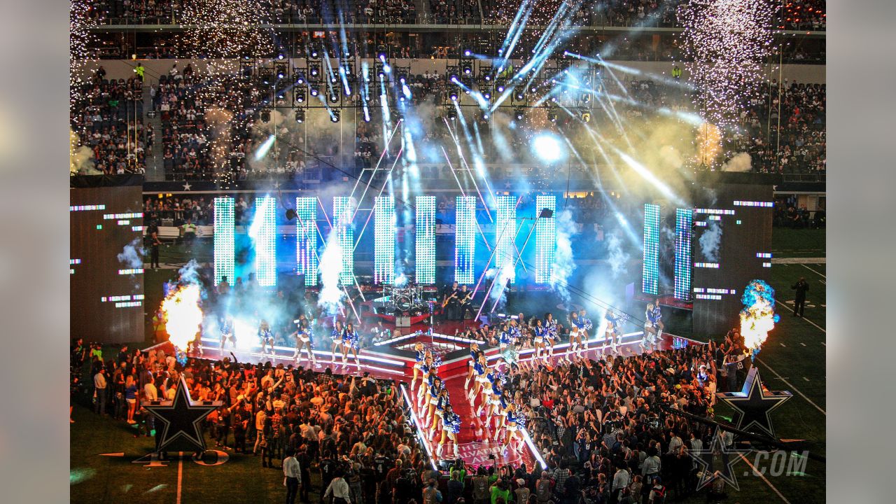 Throwback: Thomas Rhett Performs For Dallas Cowboys Halftime Show