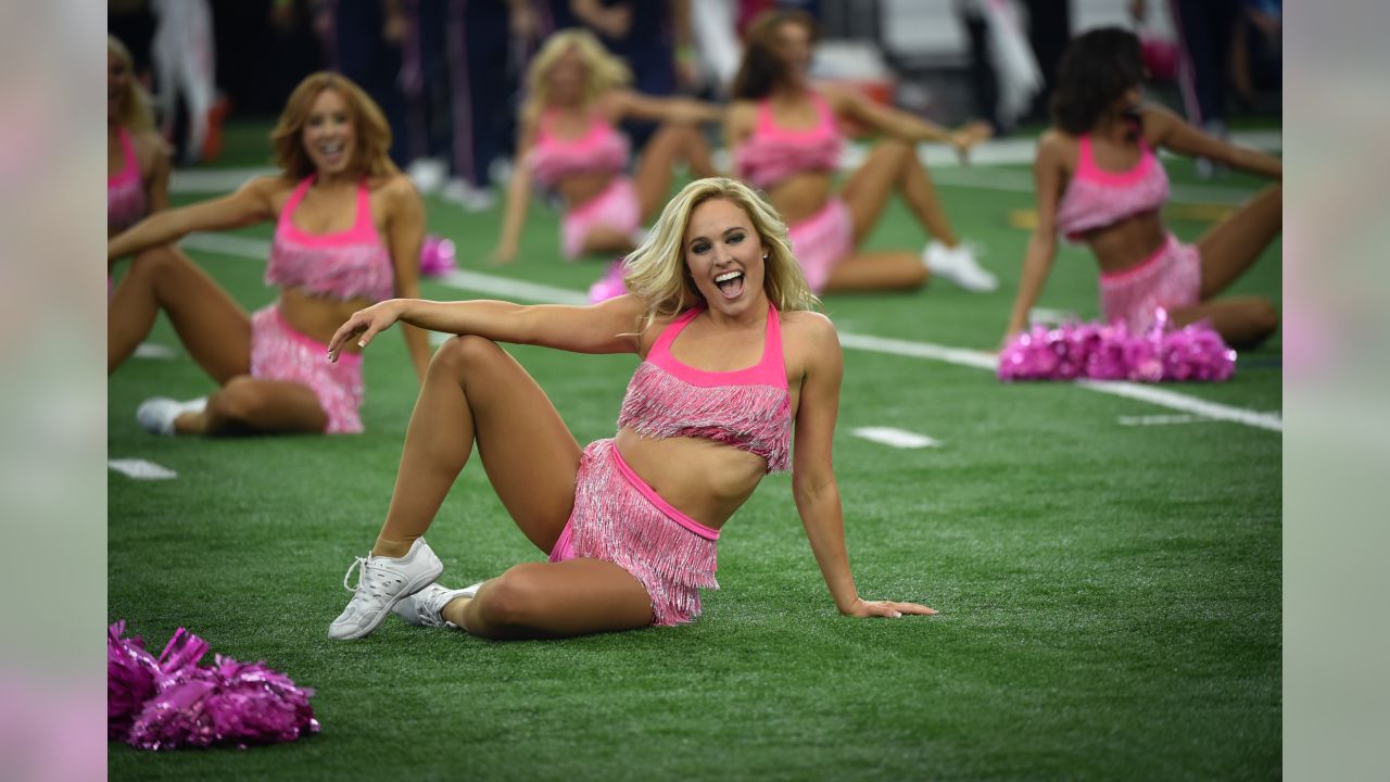 Dallas Cowboys Cheerleaders - Rockin' our pink pom-poms today for Breast  Cancer Awareness Month!!