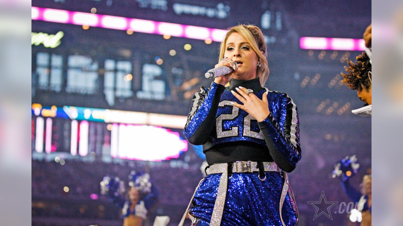 Meghan Trainor Rocks Cowboys Halftime on Thanksgiving: Watch