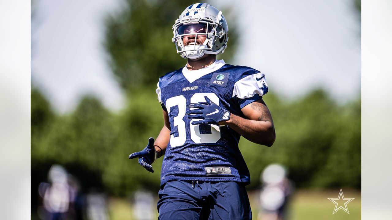 70+ pics from Cowboys 2022 rookie minicamp