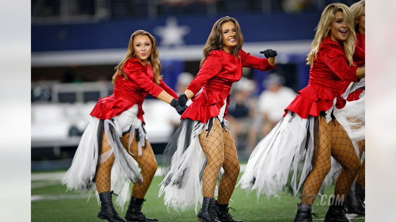 Dallas Cowboys - Photo Gallery: Dallas Cowboys Cheerleaders Halloween Halftime  Show