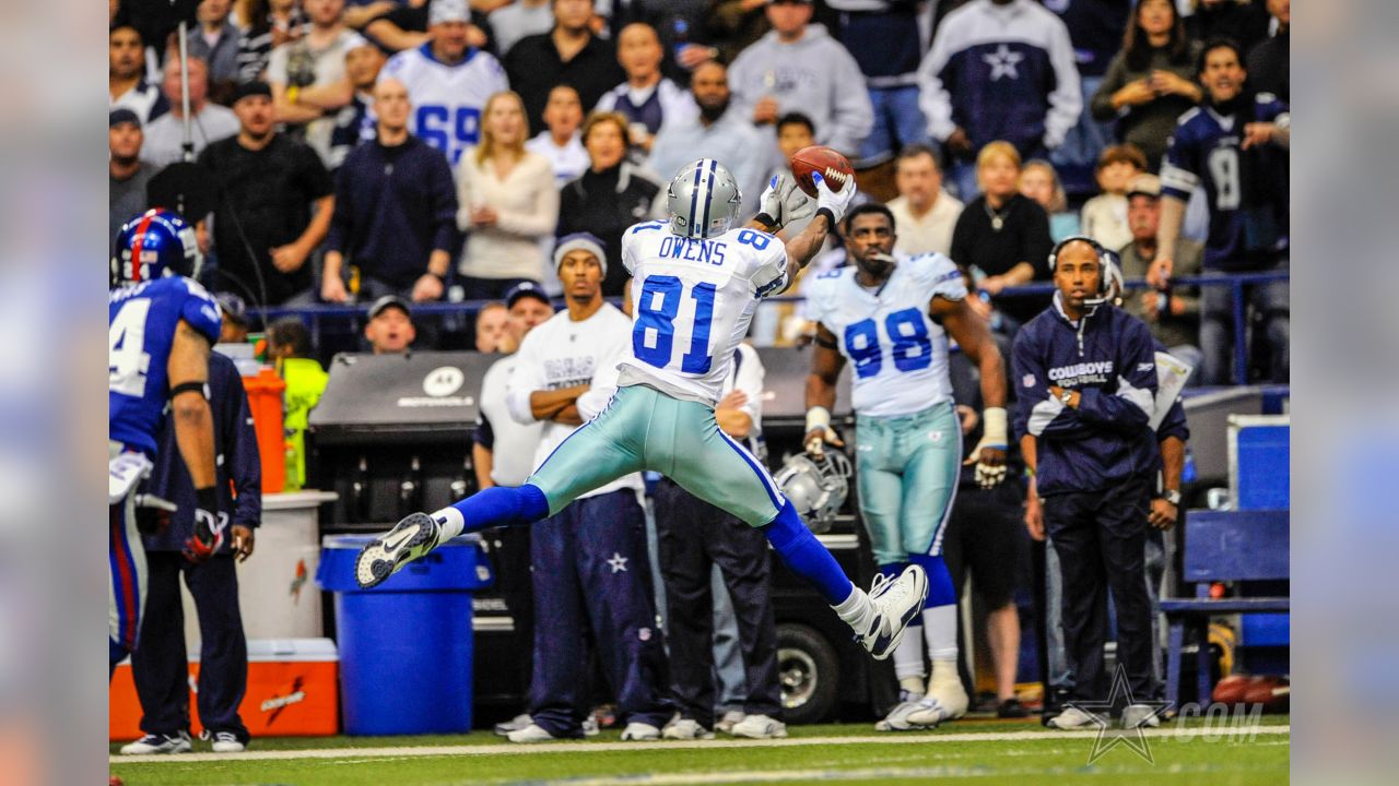 Terrell Owens Became Dallas Cowboys Fans' Public Enemy No. 1 20