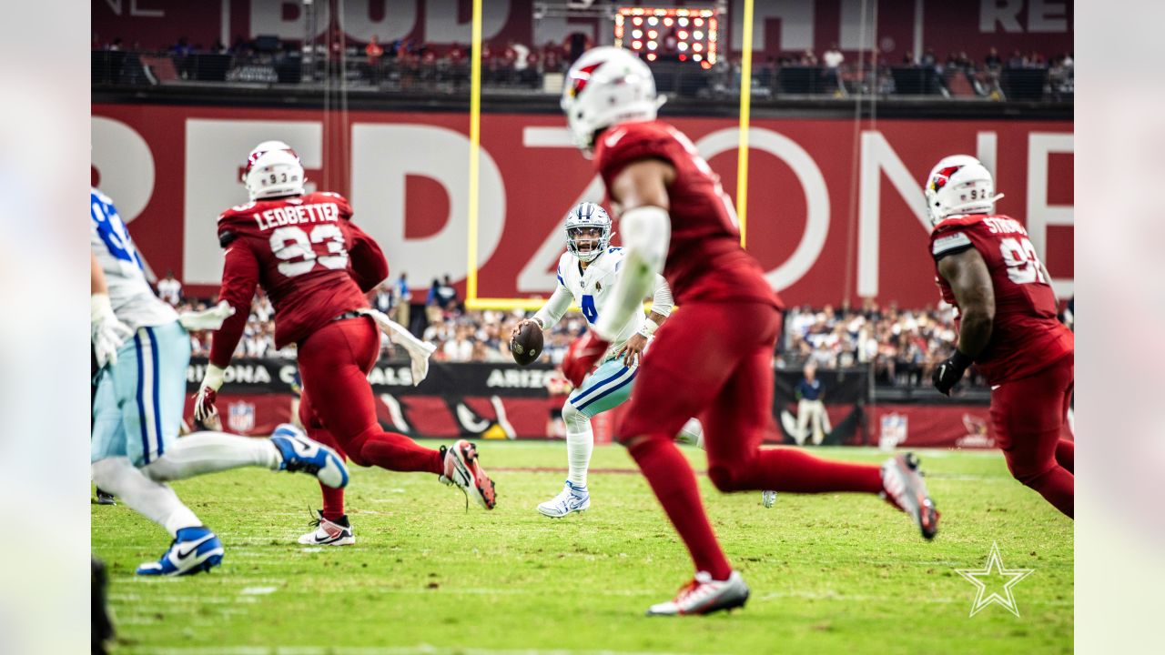 I hate how in Super Bowl 56, State Farm Stadium still has the Arizona  Cardinals banner around the stadium when it should be the logo for the Super  Bowl. Oh, and can