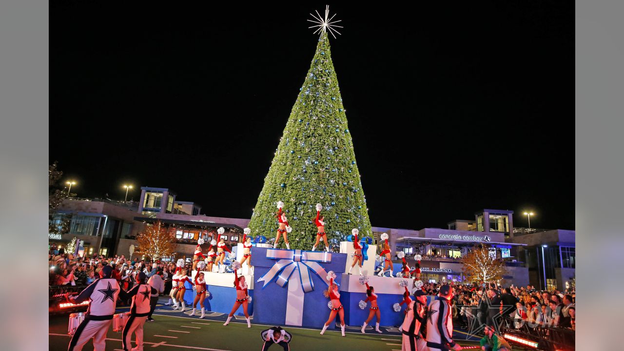 LIVE: Christmas Extravaganza  Dallas Cowboys 2020 