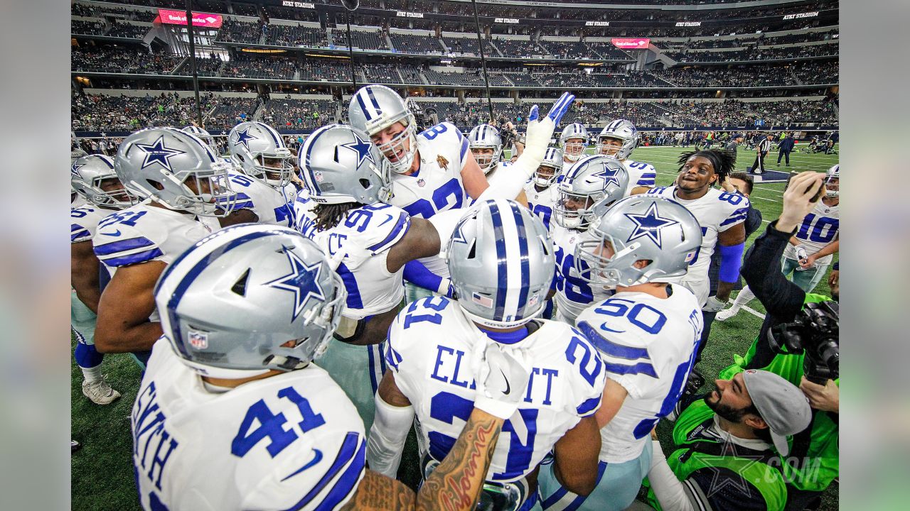 Dallas Cowboys defensive end Tyrus Wheat (91) gets set during an NFL  pre-season football game against the Seattle Seahawks, Saturday, Aug. 19,  2023 in Seattle. (AP Photo/Ben VanHouten Stock Photo - Alamy