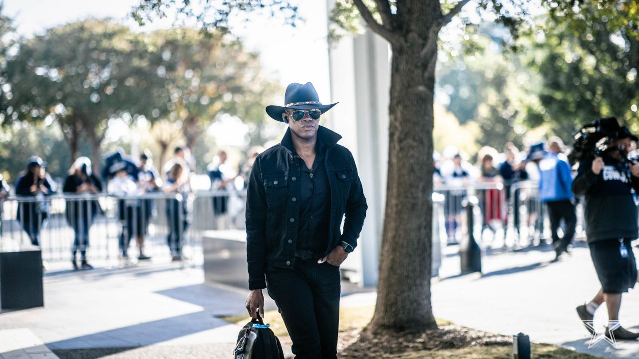 Dressed For Success' Cowboys vs Broncos