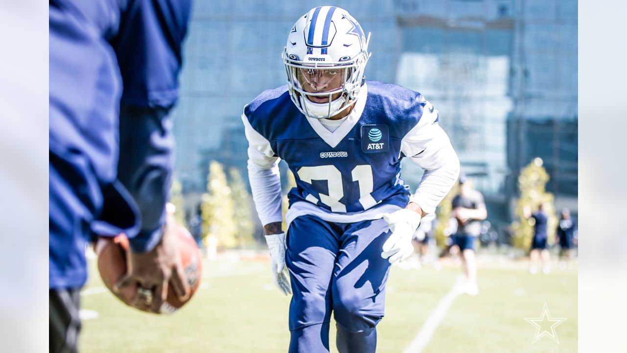 70+ pics from Cowboys 2022 rookie minicamp