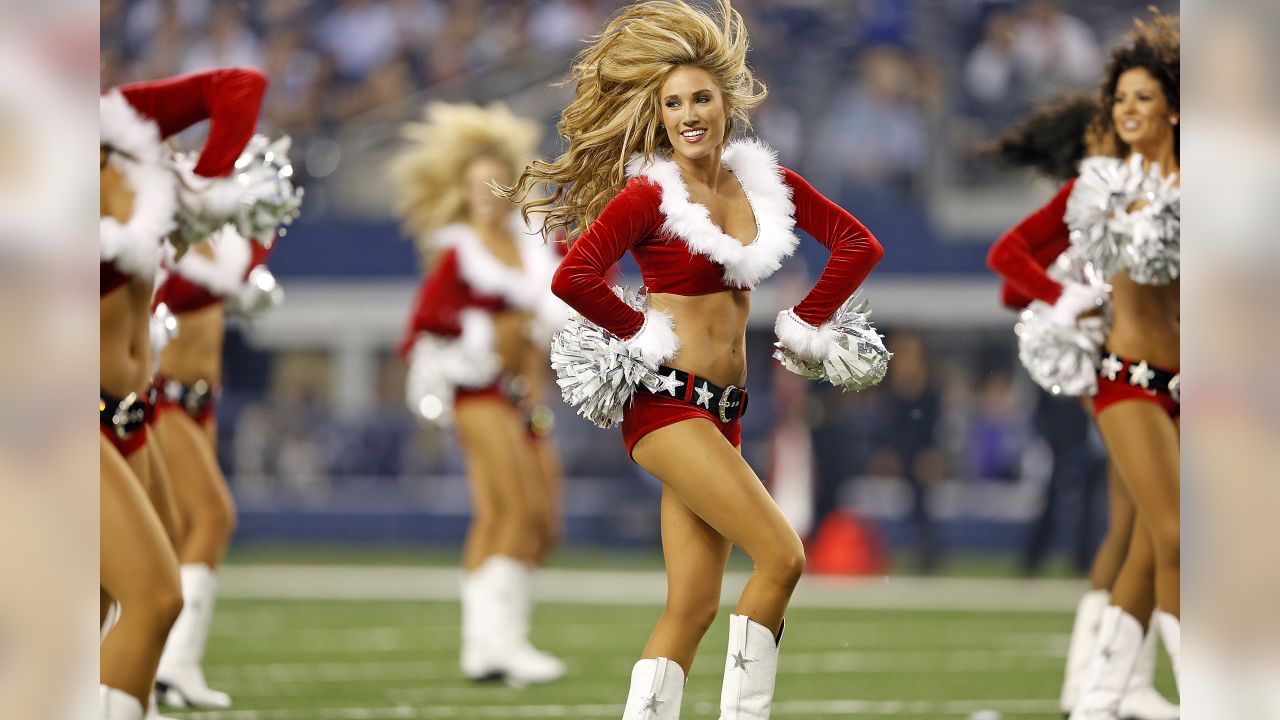 Dallas Cowboys Cheerleaders pay a Christmas visit to USAG …