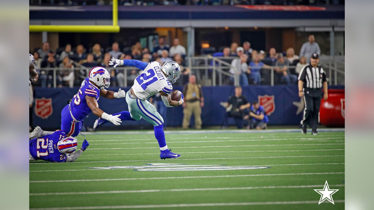 November 28th, 2019:.Buffalo Bills wide receiver Cole Beasley (10) catches  a pass for a touchdown during an NFL football game between the Buffalo Bills  and Dallas Cowboys at AT&T Stadium in Arlington