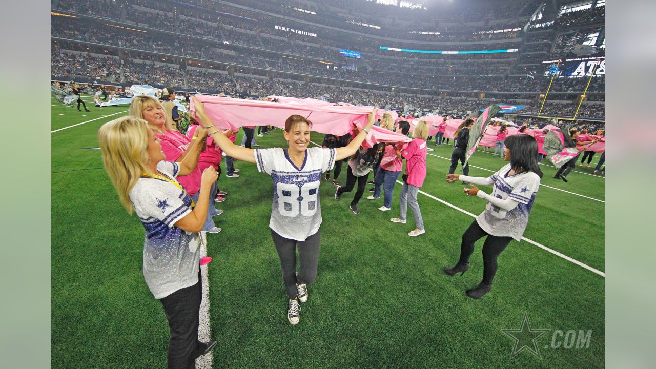 DCC Alumni Crucial Catch Halftime