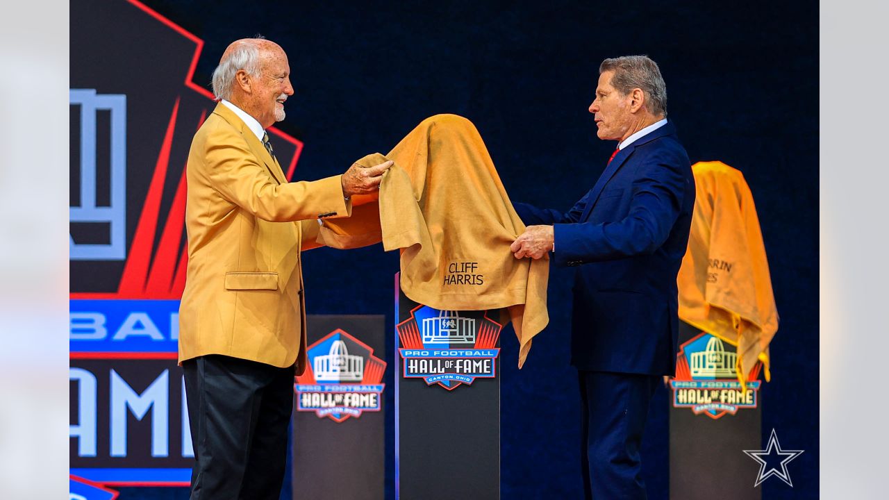 Inductee Cliff Harris speaks during the Pro Football Hall of Fame