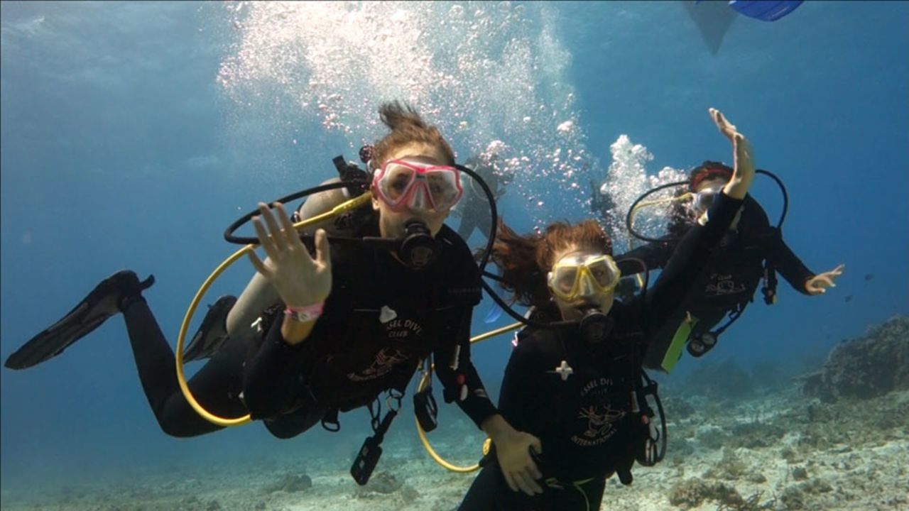 Dallas Cowboys Cheerleaders Calendar Shoot - Team Scuba 5 …