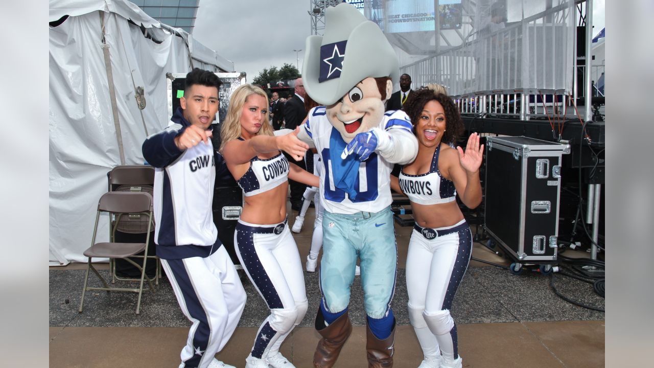 Dallas Cowboys Star Magazine on X: Hey, #CowboysNation! Get ready