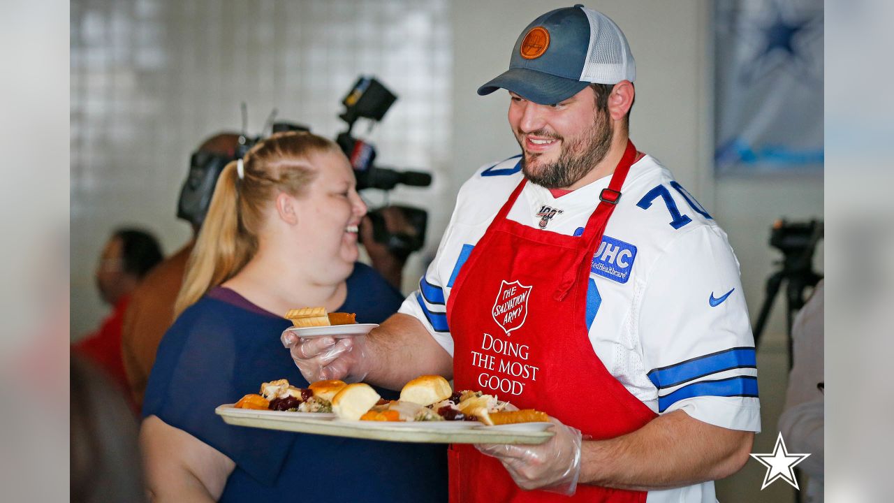 Dallas Cowboys Prepare for Gameday Thanksgiving Meals – NBC 5 Dallas-Fort  Worth